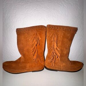 Minnetonka Luna Fringe Suede Boots